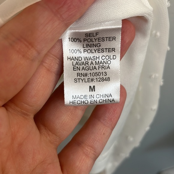 Altar’d State peasant top sheer sleeves floral embroidery size medium - Picture 9 of 9